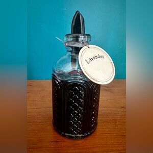 NEW- Beautiful Upscale & Timeless Glass Syrup / Puree / Honey / Soap Dispenser